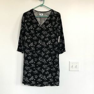 Black pattern long sleeve dress